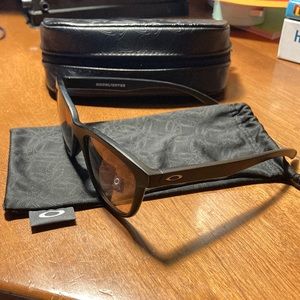 Oakley Moonlighter Womens sunglasses